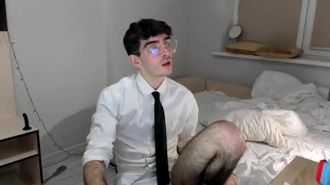 Snapshot of samiliken chatting on February 13, 2026, 3:52 pm Sam online show from February 13, 2026, 3:52 pm