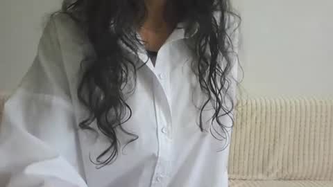 Snapshot of samiraqfresh chatting on June 15, 2026, 11:45 am SamiraQFresh online show from June 15, 2026, 11:45 am