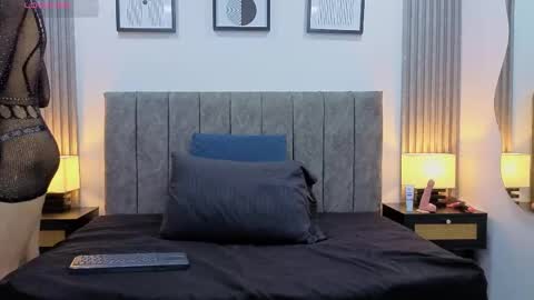 samm_angel online show from May 24, 2026, 2:27 am