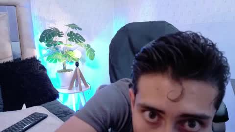 Sammy and Ithan online show from May 16, 2026, 11:31 am