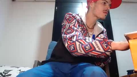 sammy model independiente online show from September 9, 2025, 1:38 am