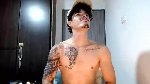 sammy model independiente online show from June 1, 2026, 1:02 pm
