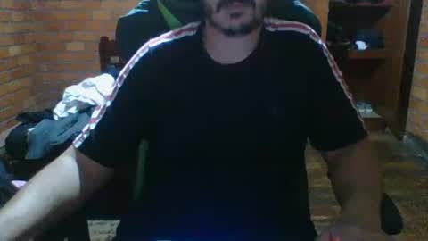 Snapshot of samsfeett chatting on October 16, 2025, 11:17 pm Sam online show from October 16, 2025, 11:17 pm