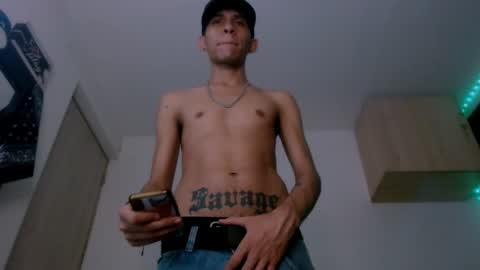 Snapshot of samuel_suarez chatting on January 22, 2025, 10:29 am online show from January 22, 2025, 10:29 am