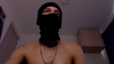 Snapshot of samuel_suarez chatting on January 22, 2025, 4:33 pm online show from January 22, 2025, 4:33 pm