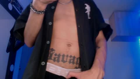 Snapshot of samuel_suarez chatting on January 25, 2025, 4:23 am online show from January 25, 2025, 4:23 am