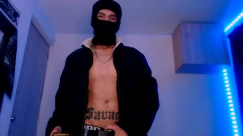 Snapshot of samuel_suarez chatting on February 7, 2025, 6:03 am online show from February 7, 2025, 6:03 am