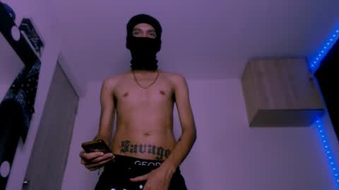 Snapshot of samuel_suarez chatting on February 26, 2025, 3:42 am online show from February 26, 2025, 3:42 am