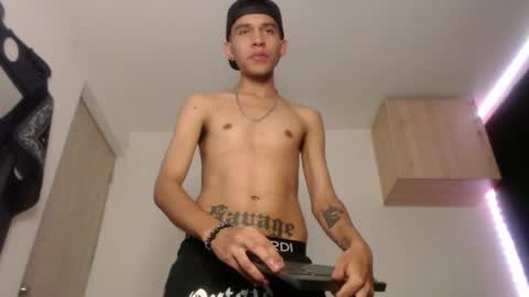 Snapshot of samuel_suarez chatting on March 11, 2025, 10:53 pm online show from March 11, 2025, 10:53 pm