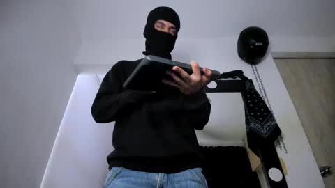 Snapshot of samuel_suarez chatting on October 5, 2025, 1:15 am online show from October 5, 2025, 1:15 am