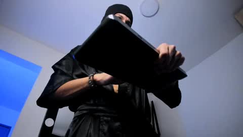 Snapshot of samuel_suarez chatting on October 12, 2025, 5:39 am online show from October 12, 2025, 5:39 am