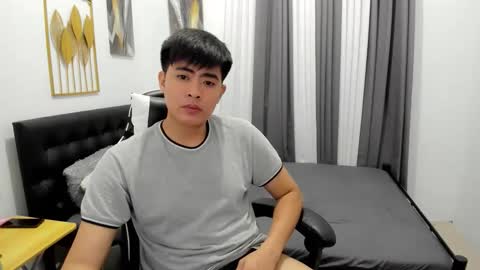 Snapshot of samuelangelo chatting on May 8, 2026, 5:07 pm Sam online show from May 8, 2026, 5:07 pm