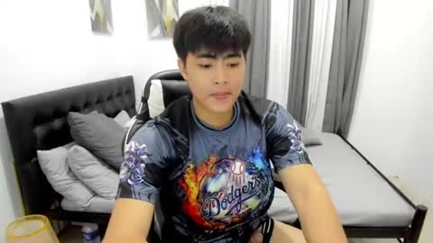 Snapshot of samuelangelo chatting on July 11, 2026, 12:30 pm Sam online show from July 11, 2026, 12:30 pm