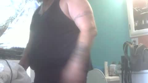 Snapshot of samueleknx chatting on May 17, 2026, 9:11 pm samueleknx online show from May 17, 2026, 9:11 pm