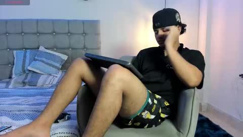 samxx_muscle online show from October 10, 2025, 1:54 pm