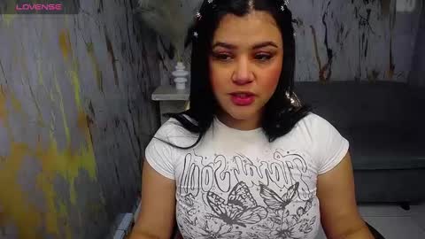 Snapshot of samy_collen_v chatting on February 10, 2026, 1:15 pm Samy online show from February 10, 2026, 1:15 pm