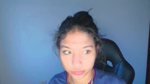 Snapshot of samy_jonnes_ chatting on October 22, 2025, 12:44 am Hello I am absent due to a family calamity I will return soon-hola estoy ausente por un problema familiar volvere pronto. online show from October 22, 2025, 12:44 am