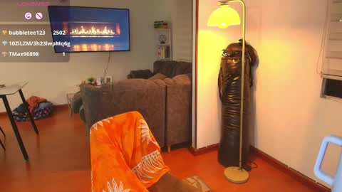 Snapshot of samy_jonnes_ chatting on May 15, 2026, 11:45 pm Hello I am absent due to a family calamity I will return soon-hola estoy ausente por un problema familiar volvere pronto. online show from May 15, 2026, 11:45 pm