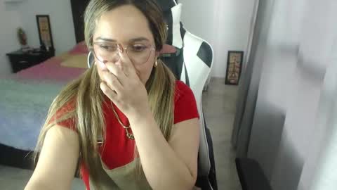 samy_vsn online show from February 13, 2025, 6:27 pm