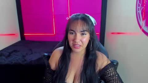 SamyEvanns online show from May 27, 2026, 1:57 am