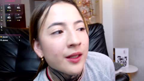 Snapshot of samyortiz_ chatting on January 2, 2025, 2:33 am Samy and Juan online show from January 2, 2025, 2:33 am