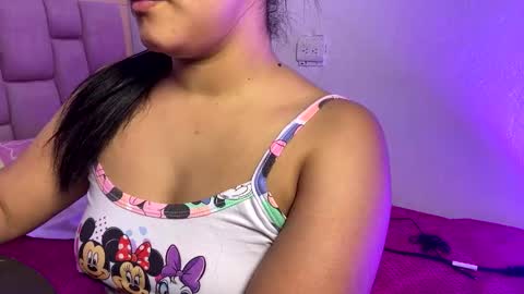 Snapshot of samyrosss6 chatting on November 12, 2025, 10:52 pm Samy online show from November 12, 2025, 10:52 pm