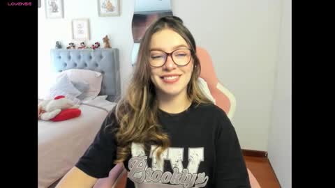 Samanta online show from September 16, 2025, 6:42 pm