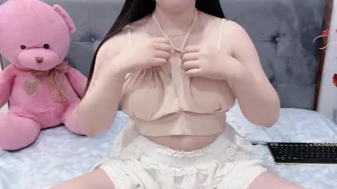 sanami_sian_ online show from May 15, 2026, 1:34 am