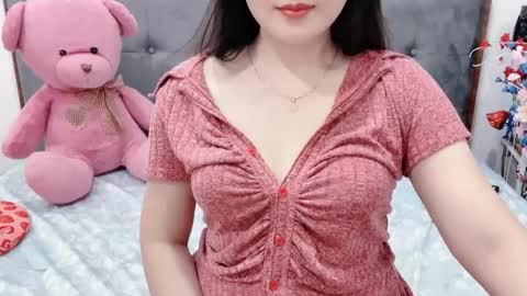 sanami_sian_ online show from May 17, 2026, 2:13 pm