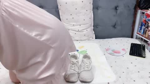 sanami_sian_ online show from May 23, 2026, 3:23 am