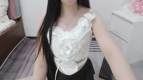sanami_sian_ online show from July 28, 2026, 1:32 pm