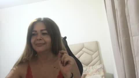 Snapshot of sanddi_milff chatting on May 7, 2026, 11:43 pm Sanddi online show from May 7, 2026, 11:43 pm