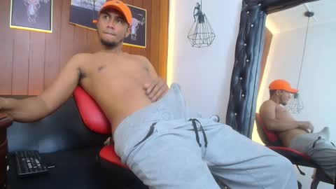 Sander online show from October 8, 2025, 4:26 pm