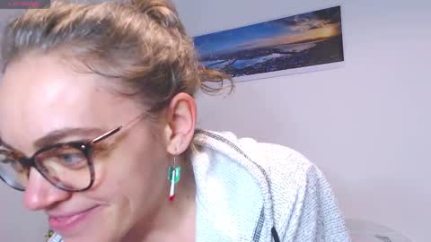 Sandra online show from January 2, 2025, 7:40 pm