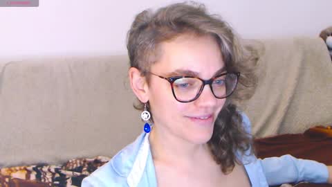 Sandra online show from March 3, 2025, 7:06 pm