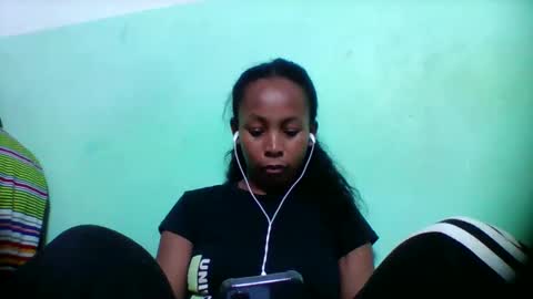 sandra1253099 online show from December 17, 2025, 6:36 pm