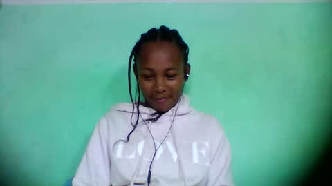 sandra1253099 online show from March 13, 2026, 6:58 pm