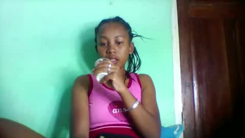 Snapshot of sandra1253099 chatting on April 19, 2026, 6:13 am sandra1253099 online show from April 19, 2026, 6:13 am