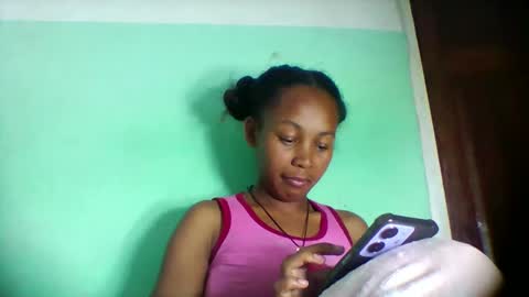Snapshot of sandra1253099 chatting on April 21, 2026, 5:28 pm sandra1253099 online show from April 21, 2026, 5:28 pm
