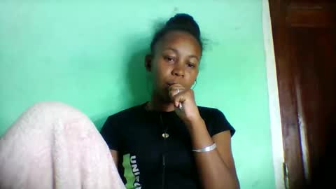 Snapshot of sandra1253099 chatting on April 24, 2026, 7:22 am sandra1253099 online show from April 24, 2026, 7:22 am