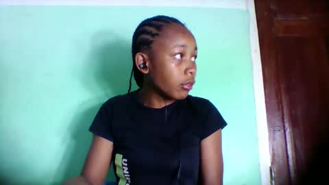 Snapshot of sandra1253099 chatting on April 25, 2026, 6:05 am sandra1253099 online show from April 25, 2026, 6:05 am