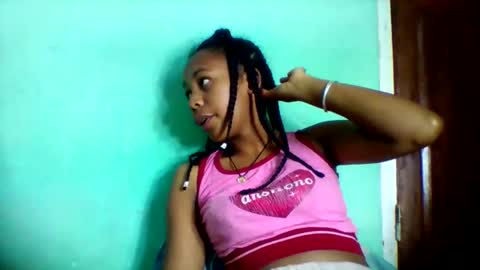 Snapshot of sandra1253099 chatting on May 9, 2026, 7:24 am sandra1253099 online show from May 9, 2026, 7:24 am