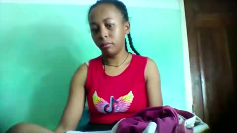 Snapshot of sandra1253099 chatting on May 15, 2026, 3:24 am sandra1253099 online show from May 15, 2026, 3:24 am