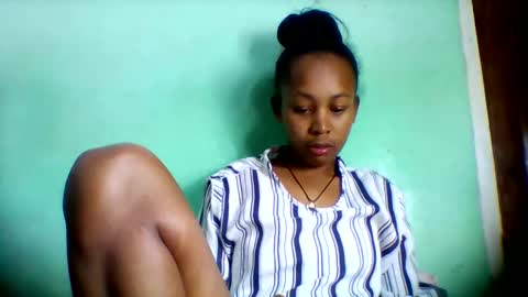Snapshot of sandra1253099 chatting on May 20, 2026, 6:52 am sandra1253099 online show from May 20, 2026, 6:52 am