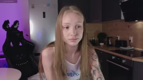 Snapshot of sandra_buika chatting on May 25, 2026, 6:58 pm Sandra Lillys Page online show from May 25, 2026, 6:58 pm