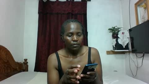 sandra online show from November 12, 2025, 11:32 am