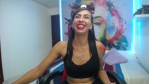 Snapshot of sandra_petite19 chatting on May 14, 2026, 3:13 am sandra online show from May 14, 2026, 3:13 am
