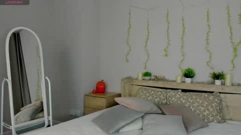 sandraa_anderson online show from April 19, 2026, 11:29 pm