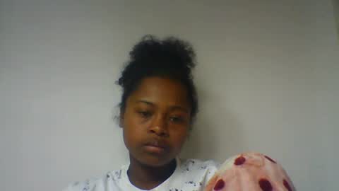 sandraalyd online show from July 19, 2026, 7:17 pm