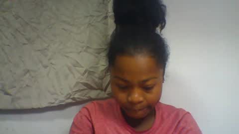 sandraalyd online show from July 21, 2026, 4:04 am